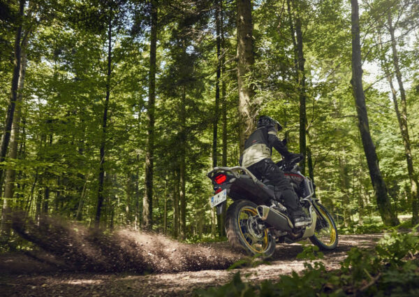 XL750 -1