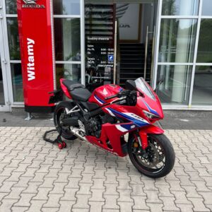 HONDA CBR650R E-Clutch 2026
